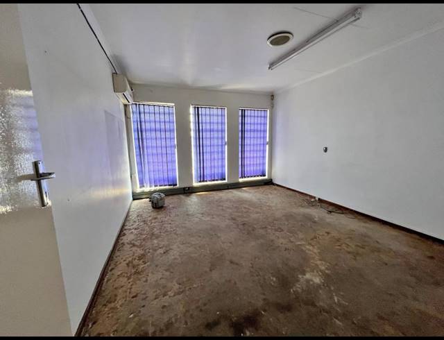 1,518M² WORKSHOP SOLD IN SEBENZA